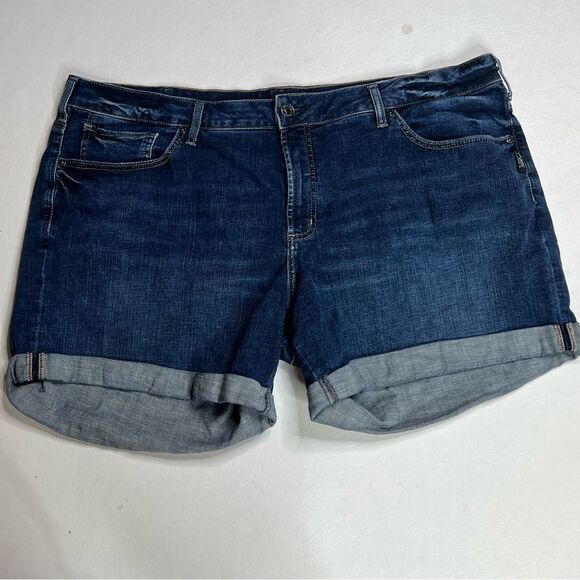 Silver Jeans Boyfriend Jean Shorts Size 22 - Picture 1 of 4